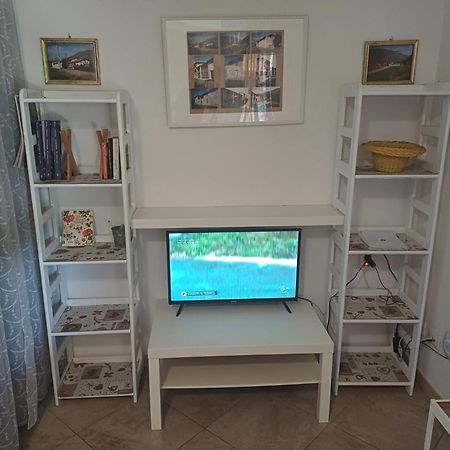 Cascina Legnago Bilocale A 6 Chilometri Da Salo' Apartment Villanuova sul clisi Exterior photo